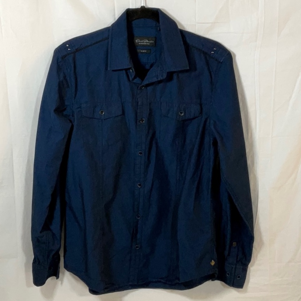 Dark Black slim fit dark blue button down in medium. Sleeves can be rolled up.